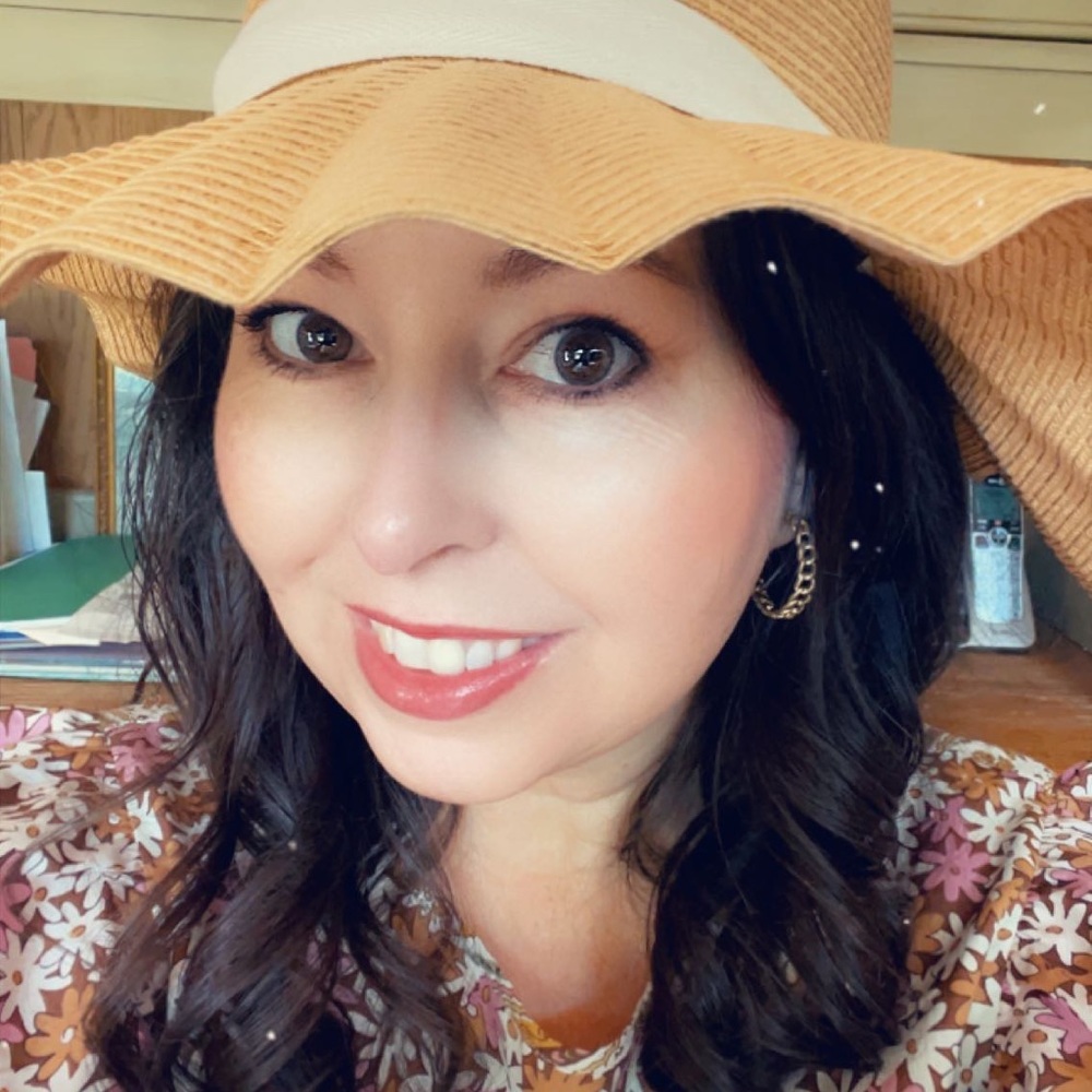 Meet your Posher, Amy